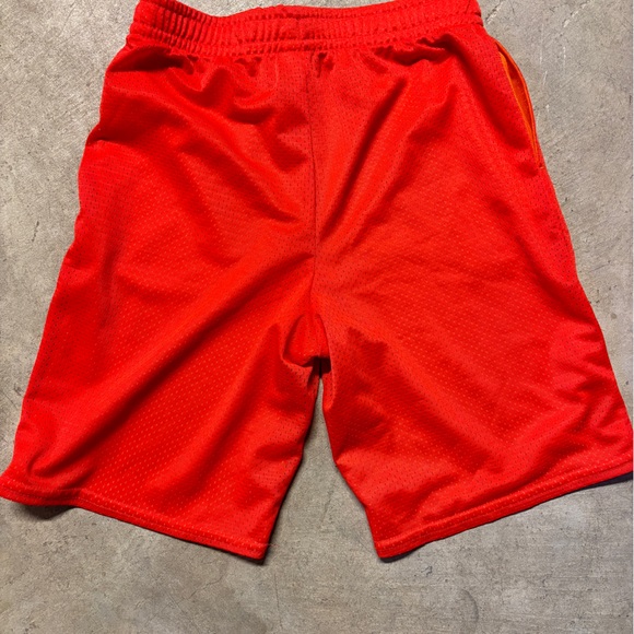 BOY’S ORANGE SHORTS - Picture 2 of 3